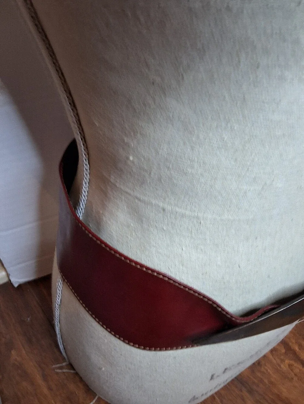 Morris Moskowitz Vintage Leather Belt Size L Burgundy Sculptural Buckle 70s